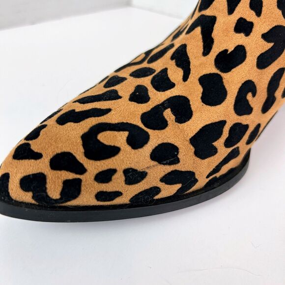Chinese Laundry Finn Chelsea Bootie Leopard Animal Print Boots Pointed Toe 8.5 - Picture 10 of 11